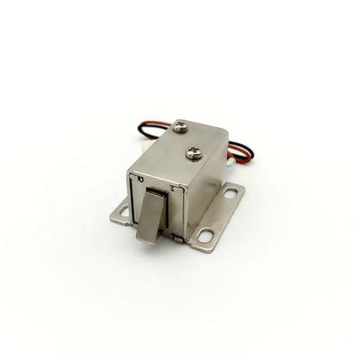 China Trekkrachttype van 6W 6VDC Elektrisch Solenoïdeslot voor Spelmachine Te koop