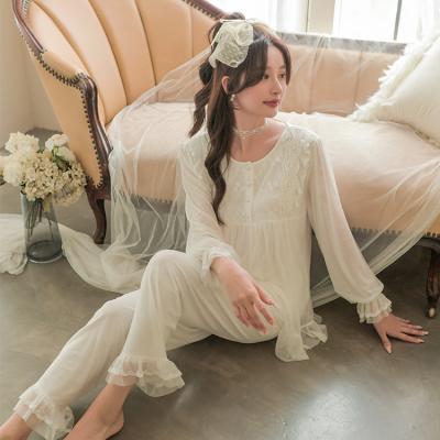 China Latest Fashion QUICK DRY White Mesh Princess Lace Pajamas Woman Sleepwear Soft Modal Nightgown Set for sale