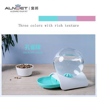 China Automatic The new 2021 advances dog and cat water fountains transparent automatic pet water fountain for sale