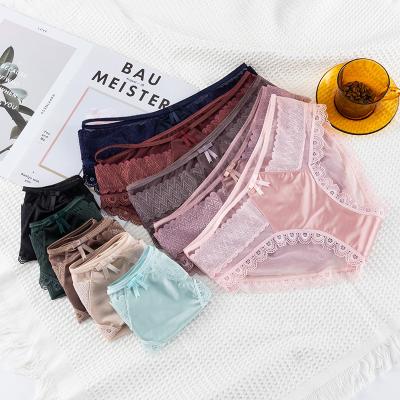 China Low rise hot lurewomen's breathable panties light up tanga lace sexy women's breathable panties for sale