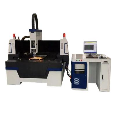 China Hot selling laser cutting machine in 2022, 2000W 3000W fiber laser cutting machine, laser cutting carbon steel. for sale