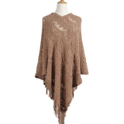 China Wholesale Anti-Wrinkle LR Women Vintage Shawl Cape Tassel Distressed Poncho Sweater De Mujer for sale