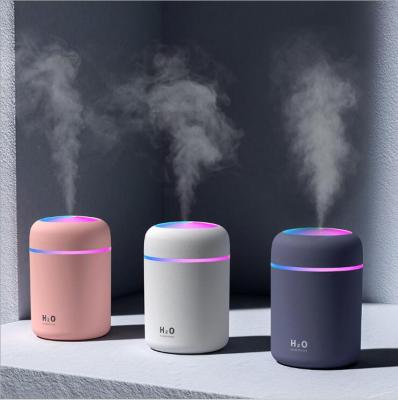 China Car Mini USB Desktop Personal Humidifier Cool Mist Air Humidifier Newly For Car for sale