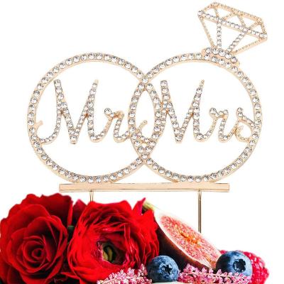 China Birthday/Mr. and Mrs wholesale Diamond Heart Wedding Rhinestone Cake Topper For Cake Decoration birthday/wedding fashion for sale