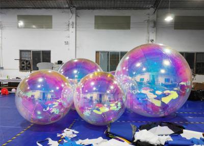 China Bolas de espejo iridiscentes inflables decorativas Bola de espejo inflable deslumbrante gigante Bola de espejo colorida inflable en venta