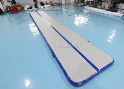 China Pvc 6m Geteerd zeildoek Opblaasbare Gymnastiek Mats For Fitness Te koop