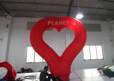 Cina Partito LED che accende il cuore rosso di pubblicità gonfiabile di AMORE del pallone in vendita