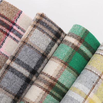 China Multicolor Yarn Dyed 850gsm Check Tweed Wool Fabric Polyester Coating Fabric for sale