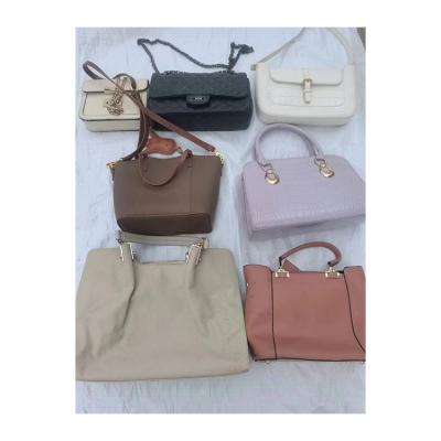 China Fashionable High Quality Preloved Leather Custom Branded Women Handbags Mixed Size for sale