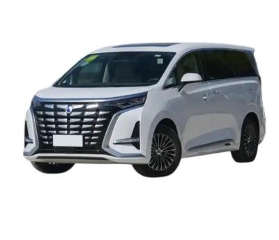 China 50KW Luxury EV Car Denza D9 2023 con sistema de infoentretenimiento activado por voz en venta