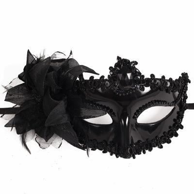 China 2022 PVC factory direct Italy Venice ladies fancy dress party mask /translucent lace mask feather party mask/woman Halloween mask for sale