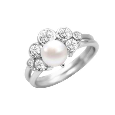 China Lead And Nickel Free Elegant Beauty Pearl Rings Gold Plated 925 Sterling Silver Clear CZ Rings For Party for sale