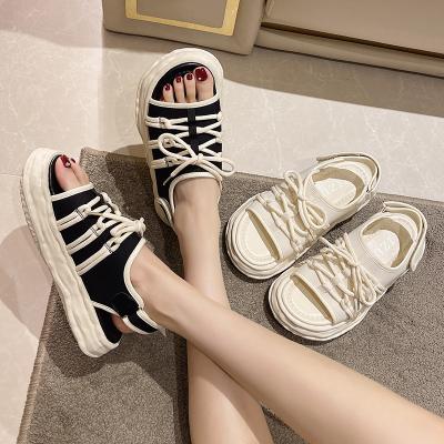 China Hot Selling High Quality Fashion Trend Slides Casual Shoes Fashion Slippers Flat Women Luxury Sandals for sale