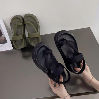 China Fashion trend design sandal the latest for outdoor shoes lady girls women and ladies crossover transparent flat fashion sandals for sale