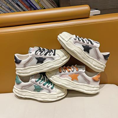 China Fashion Trend Women Sneakers Shoes Lady Unique Thick White Leisure Shoes Spring Sports 2021 Lace Up Comfortable PU Chunky Running Women Sneakers for sale