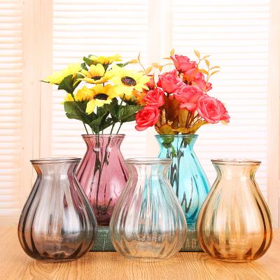 China 2021 New Modern Glass Vase Hydroponic Plant Dry Flower Ornaments Small Vase Colorful Clear Glass Bottle Creative Living Room Decoration for sale