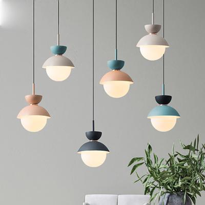 China Modern Home Decoration Art Craft Metal Hanging Lamp Nordic Modern Colorful Minimalist Kitchen Pendant Light for sale