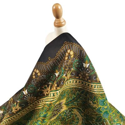 China Traditional Classic 100% Polyester Fabric Sarongs Factory Price for sale