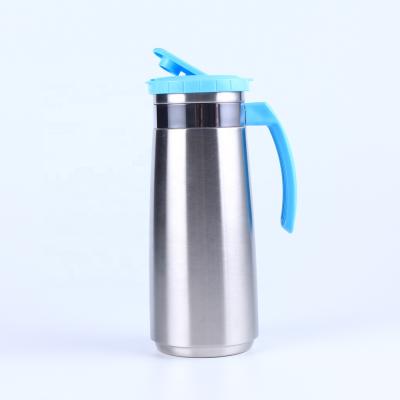 China Sustainable Korea Style 1.3L Mini Stainless Steel Milk Water Jug With PP Side Handle For Restaurant Use for sale