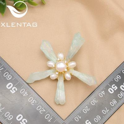 China Natural Crystal Handmade Fashion Flower ALLOY PEARL PEARL Jewelry Exquisite Wedding Gift Brooch Pin for sale