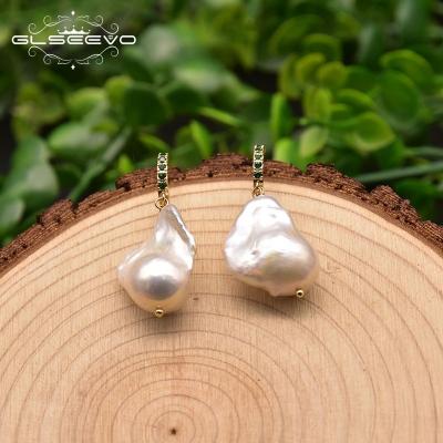 China New Fashion Style Ethnic Drop Earrings 18k Gold Plating Pearl Brass Baroque Earrings For Women Jewelry for sale