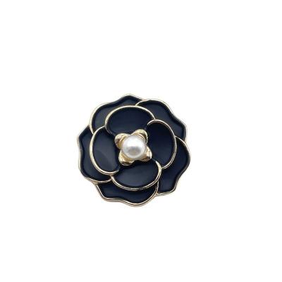 China Daily Lifestyle Mixed Design Brooch Pin Stainless Steel Gold Plated Ladies Silver Brooch Pin for sale