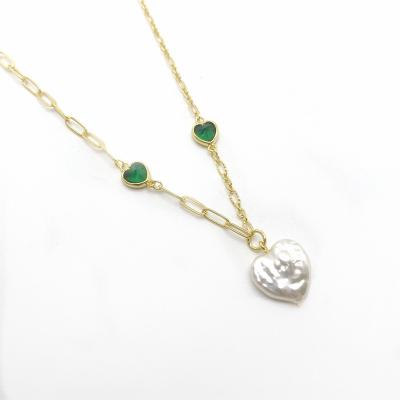 China Latest Vintage Necklace Designs American And European Gemstone Green Heart Bead Necklace Wholesale Diamond Charm Pendant Necklace for sale