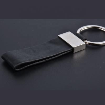 China Wholesale Personality Leather Simple Key Ring Fashion Key Chain Stainless Steel Leather Keychain for sale