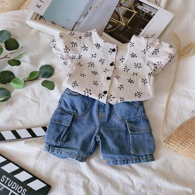 China 2022 Fashionable Infant 2 Pcs Kids Cartoon Print Girls Soft Breathable Eco - Friendly Suits For 2-6 Years Old for sale