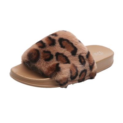 China Girl's Fashion Sandals PVC Zapatillas Plush Sheepskin Wholesale Price Women's Fashion Trend Women's Shoes Fur Upper Unique Women's Slippers for sale