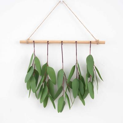 China With 6 Branches Eucalyptus Wall Hanging Decor Eucalyptus Greenery Vines Wall Hanging Plants With Stick Wooden Rustic Farmhouse Wall for sale