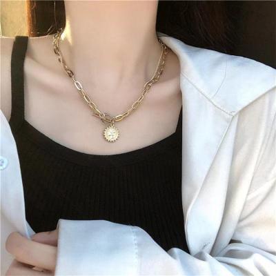 China FASHIONABLE 2021 New 18K Gold Plating Ladies Coin Buckle Head OT Beauty Necklace Double-Layer Necklace Jewelry for sale