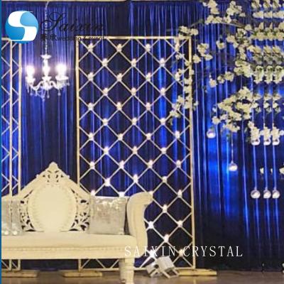 China Wedding Event Decoration Wedding Stage Decoration Flower Stand Gorgeous Metal Table Centerpiece for sale