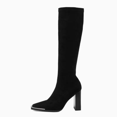 China New Fashion Ladies Square Top Heel Boots Zipper Side Boots Thermal Chunky Patent Leather Boots for sale