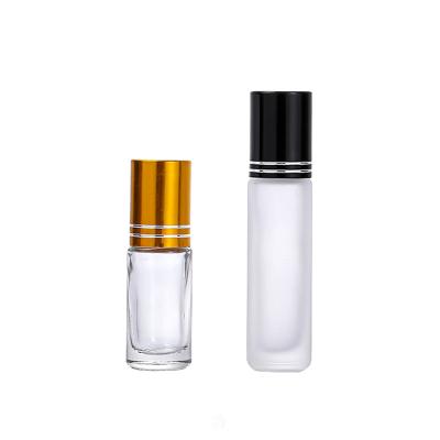 China Cosmetic In Stock 5ml 8ml Clear/Frosted Ball Bottle Roll On Bottle Mini Portable Essential Oil Packed Glass Bottle With Roll Ball for sale