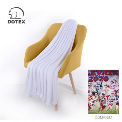 China Anti-pilling Printed Feel 100% Polyester Blanket By Low Price High Quality Eco-friendly Soft Coral Fleece Blanket for sale