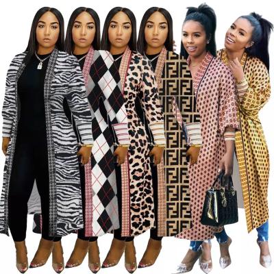 China 2021 Winter Breathable Ladies Warm Floral Long Sleeve Yarn Ladies Long Sleeve Cardigan Ladies Sweater Coat for sale