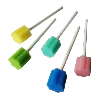 China Dental Disposable Sponge Tooth Swab Care Cleaning Oral Sponge With Stick Tooth Cleaning Sponge Stick Care Oral Accessories for sale