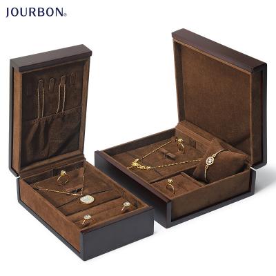 China Professional Luxury Wooden Necklace Display Jewelry Trays Ring Earring Jewelry Display Organizer Jourbon Wooden Package Box for sale