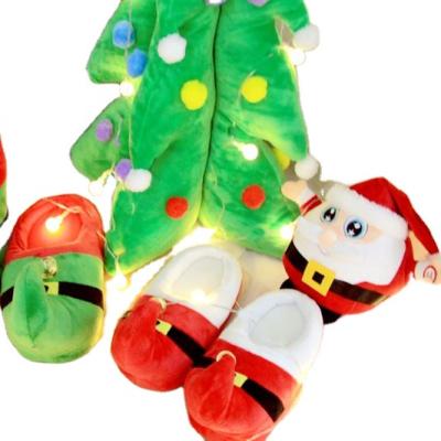 China Eco-Friendly Indoor Santa Shoes Parent-Child Couples Warm Soft Slippers Cute Winter Plush Toy Christmas Gift for sale