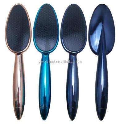 China Professional Personal Care Plastic Handle Pedicure Foot Rasp Foot File And Callus Remover for sale