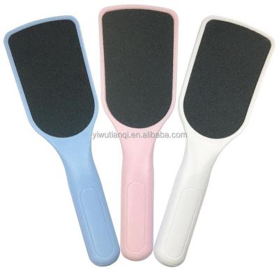 China High Quality Personal Care Callus Remover Sandpaper Foot File With PP Handle for sale