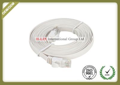 China Cabo de remendo liso da rede de Cat5e com o conector RG45 com o revestimento branco do PVC/LSZH à venda