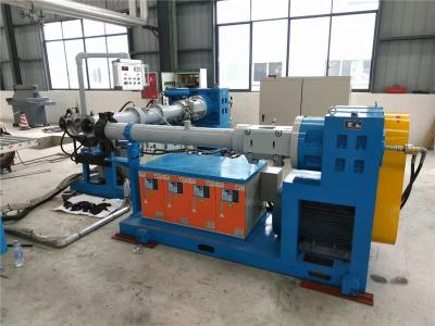 China 120mm Rubber Extruder Machine Verticale Dubbele Schroef Rubber Extruder Slang Pijp Buis Strip Te koop