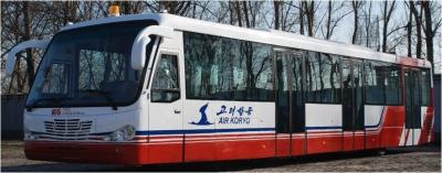 China Alloy Steel CUMMINS Engine Airport Transfer Coach With Adjustable Seats for sale