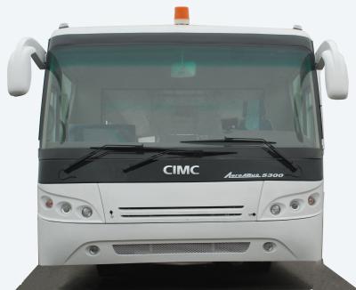 China Kundengebundener Cummins- Engineflughafen-Schutzblech-Bus-Rampen-Bus 10600mm×2700mm×3170mm zu verkaufen