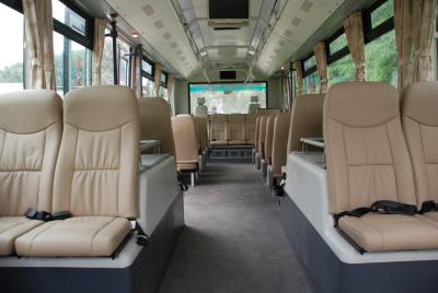 China 13 Seater Cummins Engine VIP Airport Shuttle Bus Luxury Coach Bus for sale