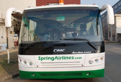 Chine CE en aluminium de corps d'autobus de tablier d'aéroport de macadam plein à vendre