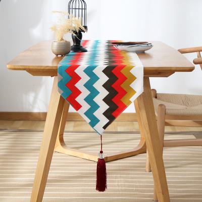 China Modern Custom Color Restaurant Dining Table Wavy Striped Printing Polyester Woven Tassels Table Runner for sale