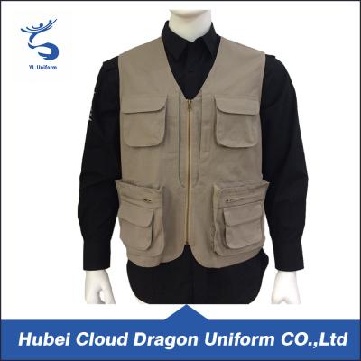 China Multi Pockets Men Lightweight Tactical Vest 100% Cotton Khaki Canvas for sale